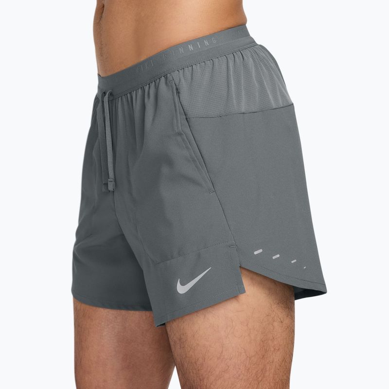 Nike Stride Dri-Fit férfi rövidnadrág, 5 hüvelykes, béléses 3
