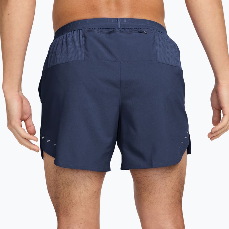 Nike Stride Dri-Fit férfi rövidnadrág, béléses, 5" 2