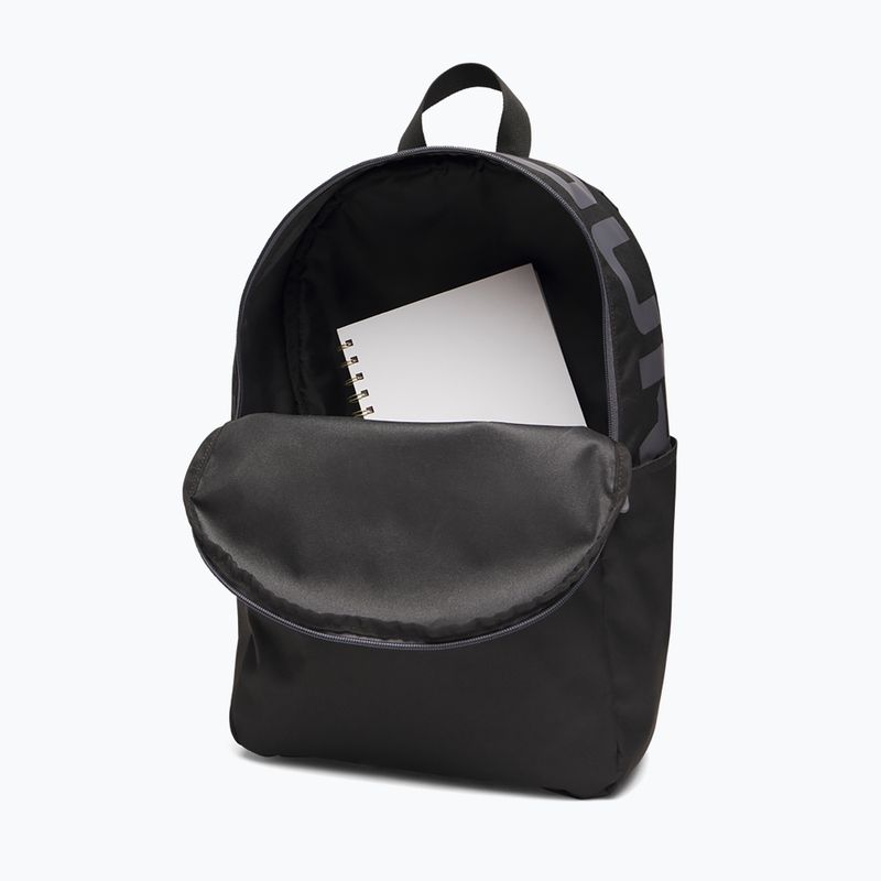 Városi hátizsák Under Armour Essential Printed Backpack black/black/castlerock 4