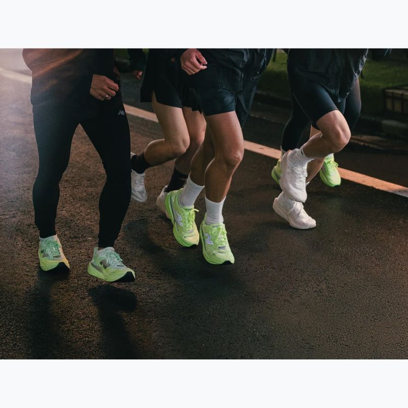 Férfi futócipő New Balance FuelCell Rebel V5 10