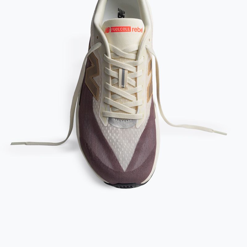 Férfi New Balance FuelCell Rebel V5 angóra futócipő 4