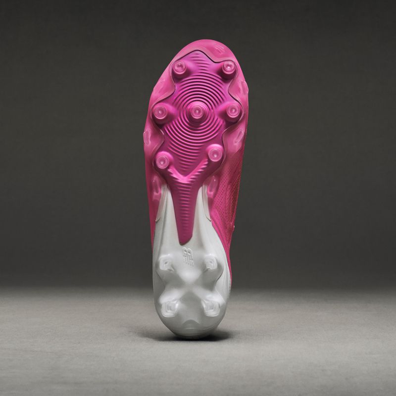 Futballcipő New Balance Tekela Elite Low V5 FG pink heat/metallic gold/pink satin 9