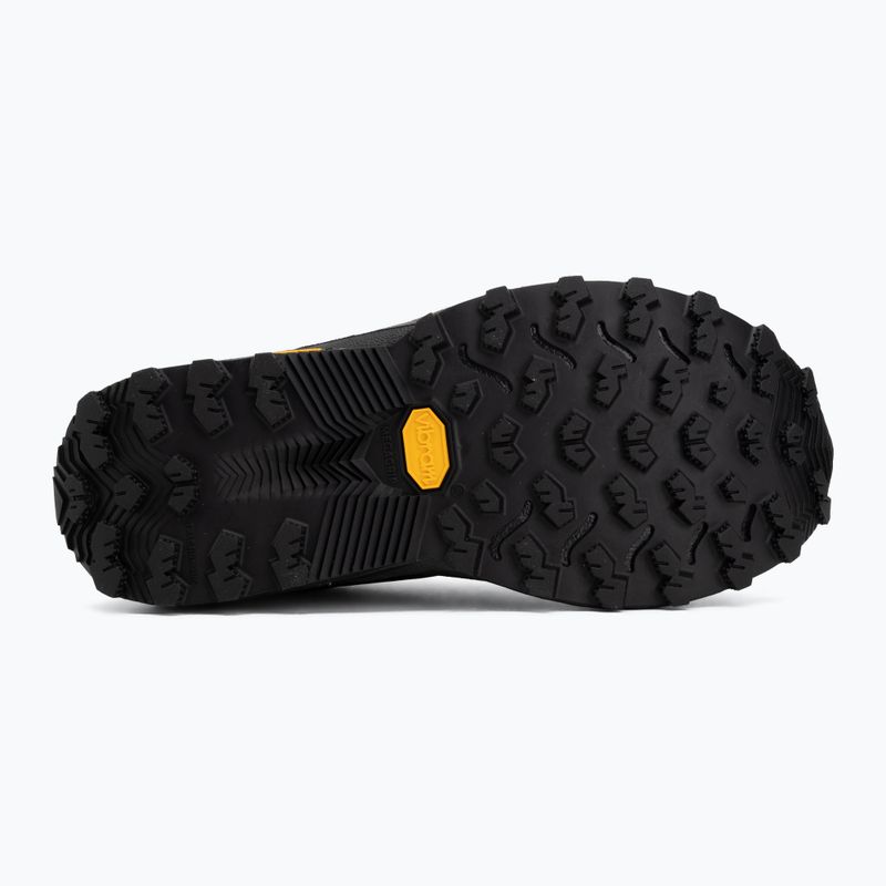 Női futócipő  New Balance Rebel V1 black/black metallic 4