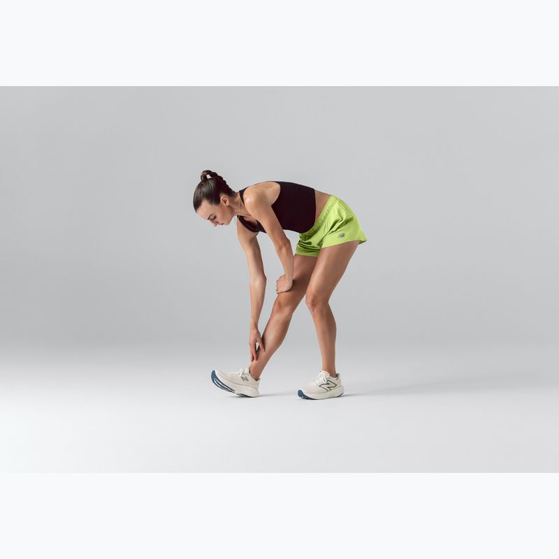 Női rövidnadrág New Balance RC Seamless 3" afterglow 12