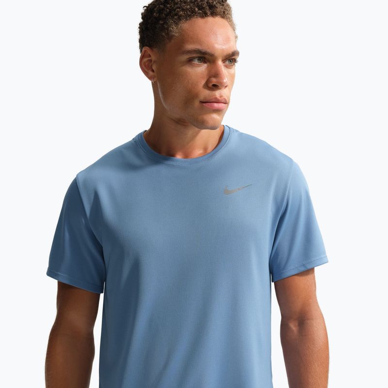 Férfi futópóló Nike Miler Dri-Fit UV work blue 4