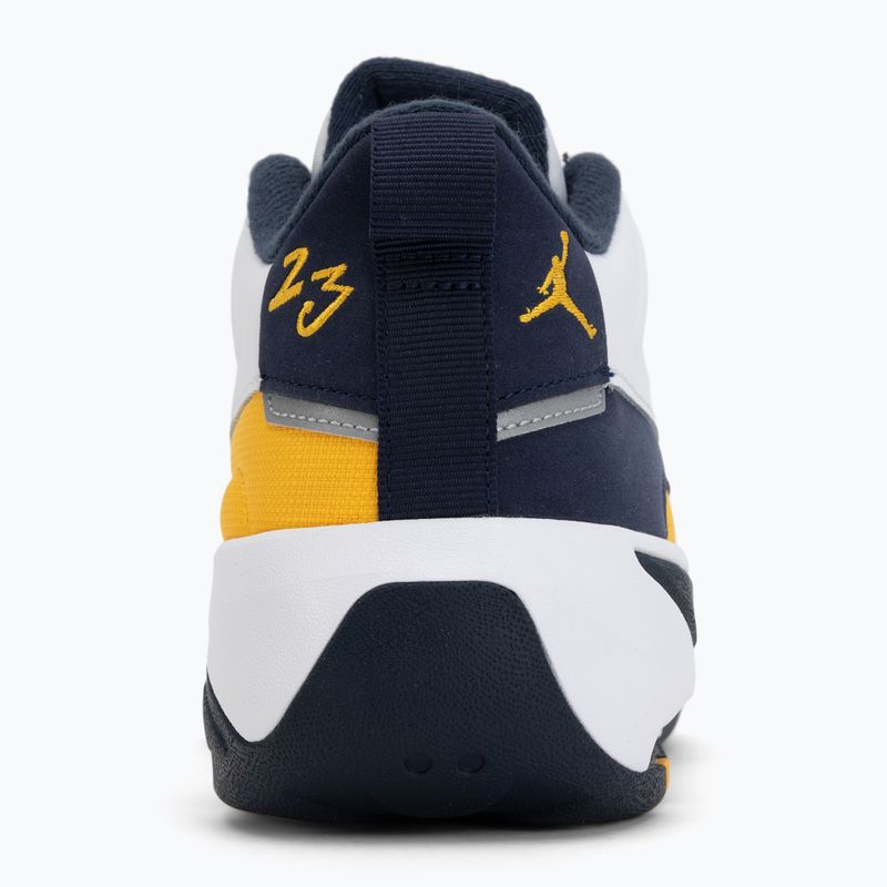 Férfi cipők Jordan Max Aura 7 white/obsidian/university gold 6