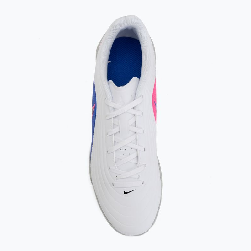 Férfi focicipők Nike Tiempo Maestro Club IC white/racer blue/pink blast/black 5
