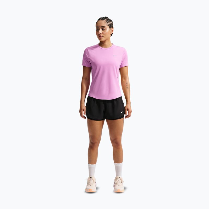 Női futópóló Nike Swift Dri-Fit light magenta 2