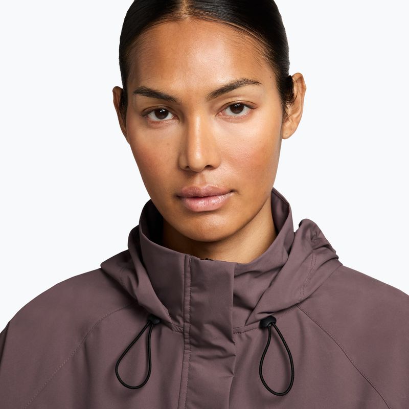 Női futódzseki Nike Storm-Fit Swift tattoo/black 3