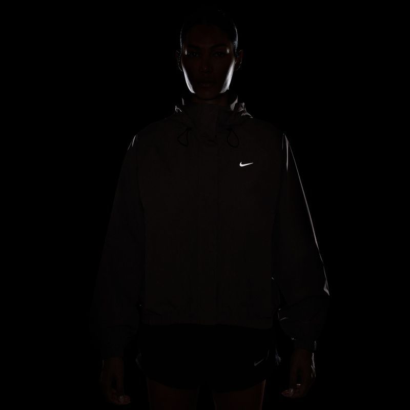 Női futódzseki Nike Storm-Fit Swift tattoo/black 4