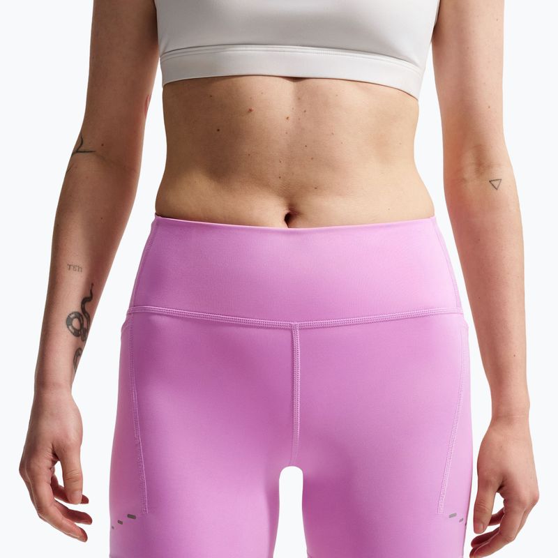 Női futóshort Nike Swift High-Waisted 4" light magenta 5