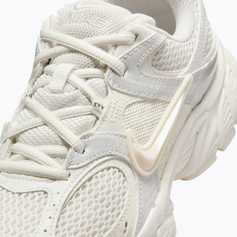 Női cipők Nike V5 RNR phantom/sail/metallic summit white/phantom 6