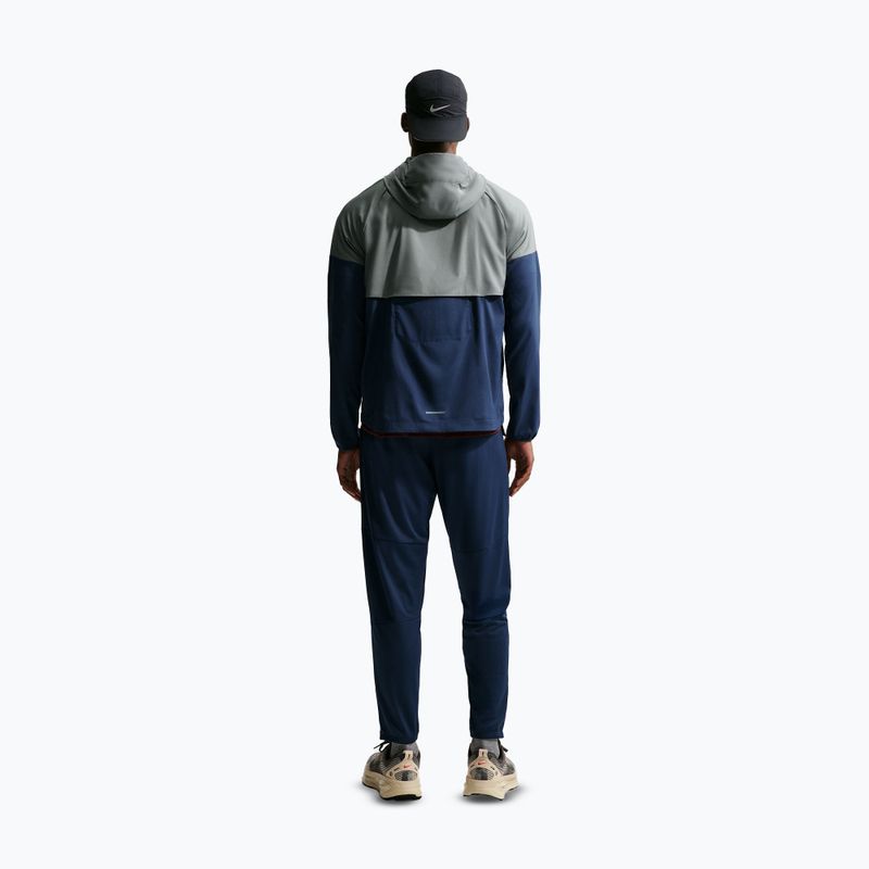 Férfi futódzseki Nike Impossibly Light Windrunner smoke grey/smoke grey/midnight navy 3