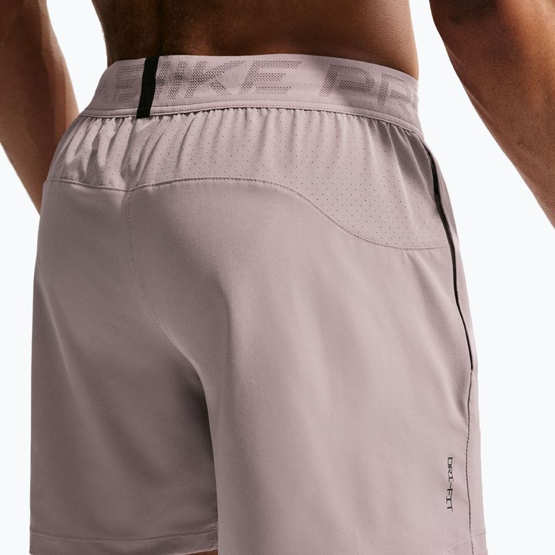 Férfi rövidnadrág Nike Pro Training Dri-Fit 6" light violet ore/black 6