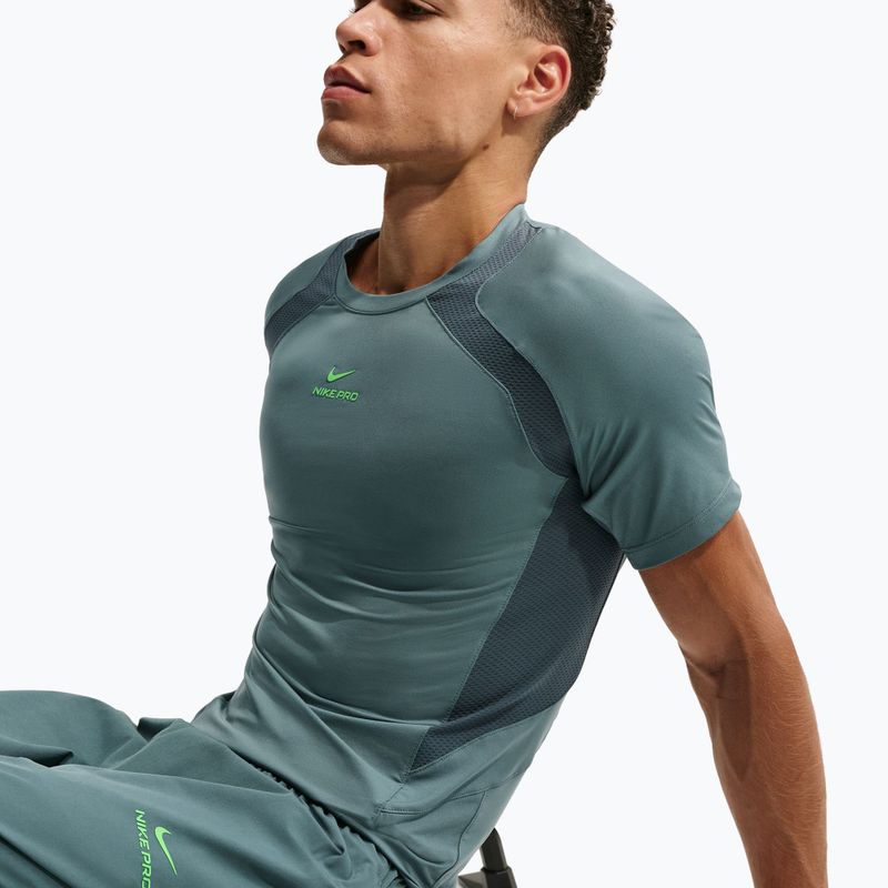Férfi edzőpóló Nike Pro Training Dri-Fit mineral slate/faded spruce/green strike 4