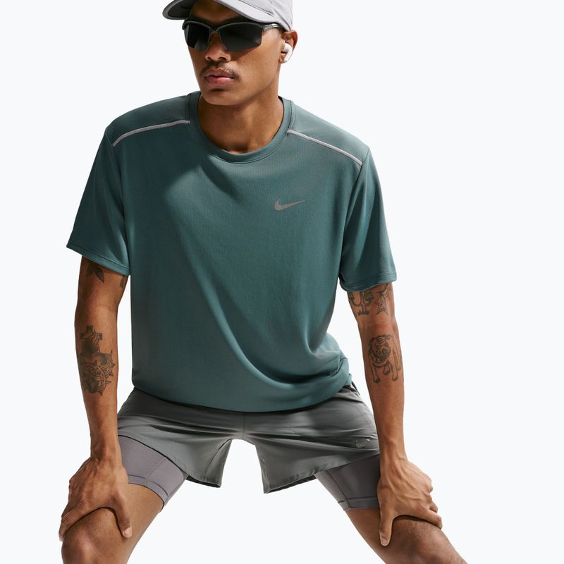 Férfi futópóló Nike Miler Dri-Fit UV mineral slate 4