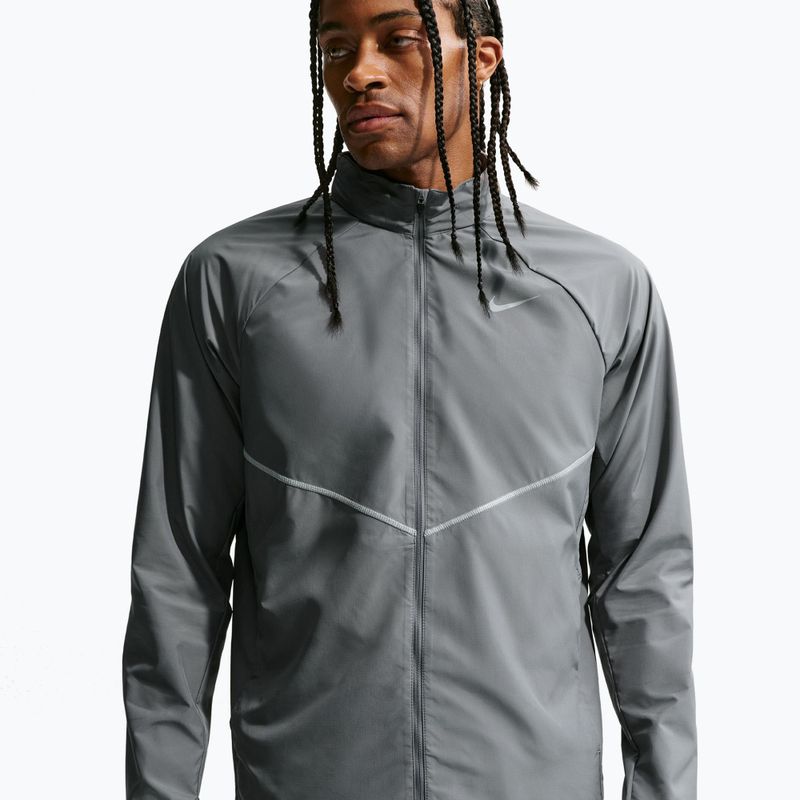 Férfi futódzseki Nike Miler Repel UV smoke grey/smoke grey 4