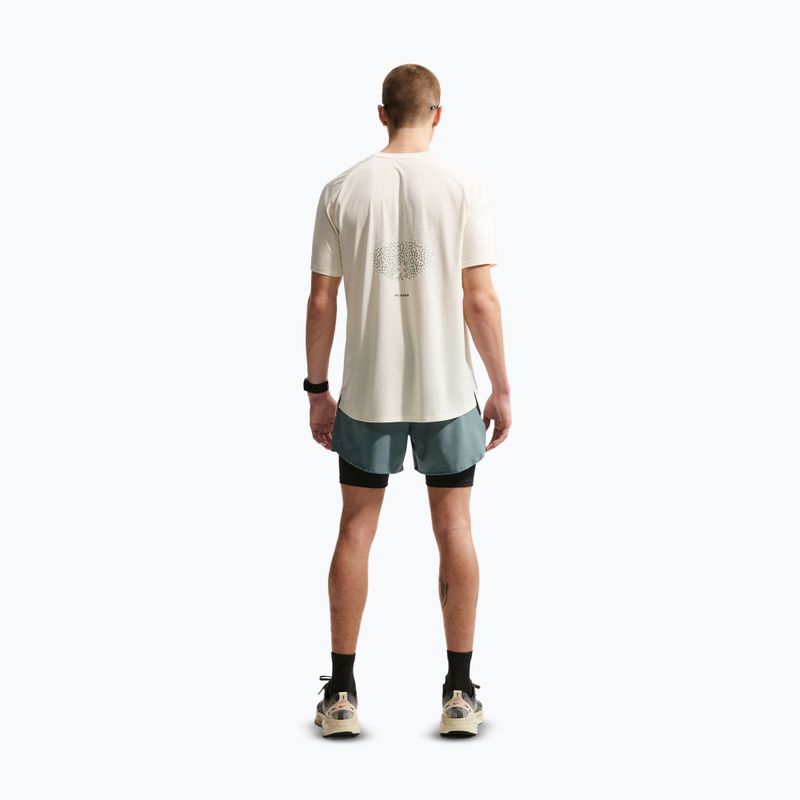 Nike Stride Dri-Fit férfi rövidnadrág, 5" belső béléssel, mineral slate színben 3