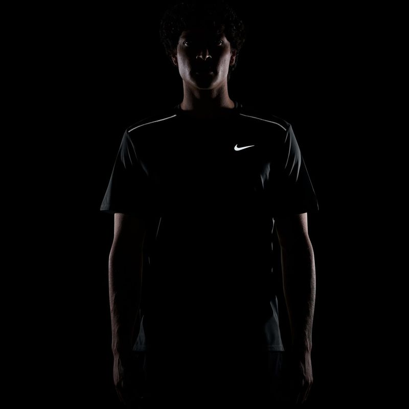 Férfi futópóló Nike Miler Dri-Fit UV smoke grey 8
