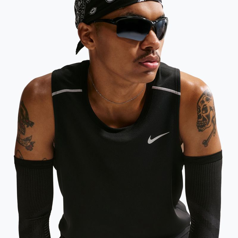 Férfi futópóló Nike Miler Dri-Fit black 6