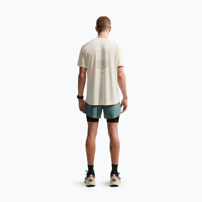 Férfi futópóló Nike Stride Dri-Fit ADV coconut milk 3