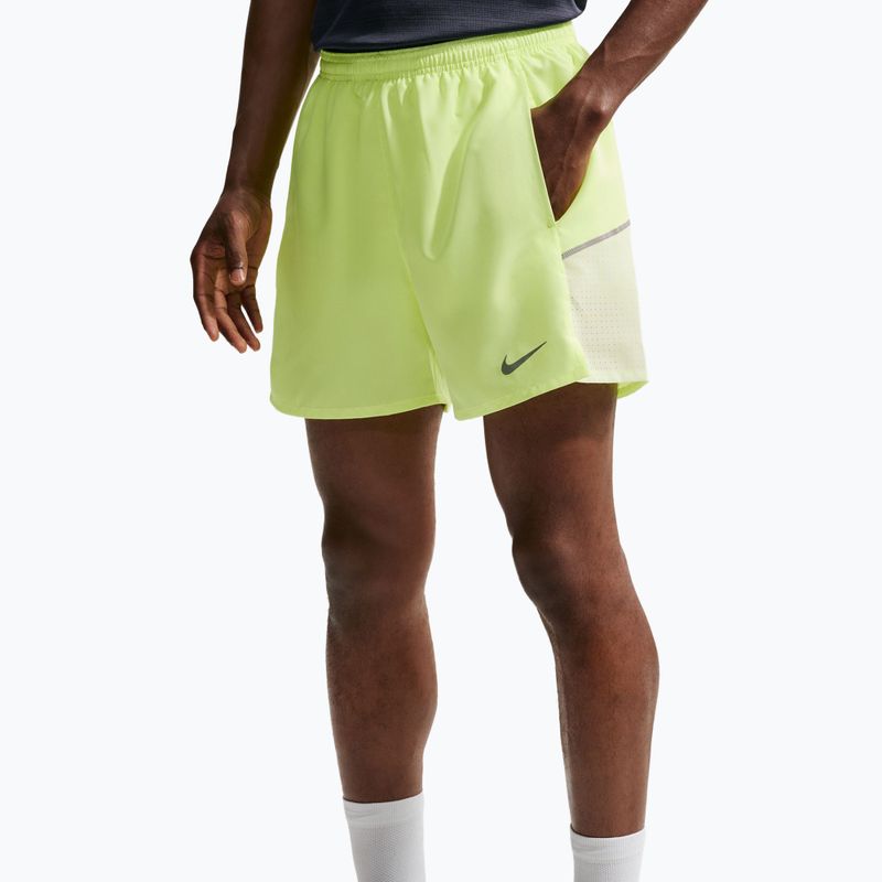 Férfi futóshort Nike Miler Dri-Fit 2in1 5" volt ice/barely volt 4