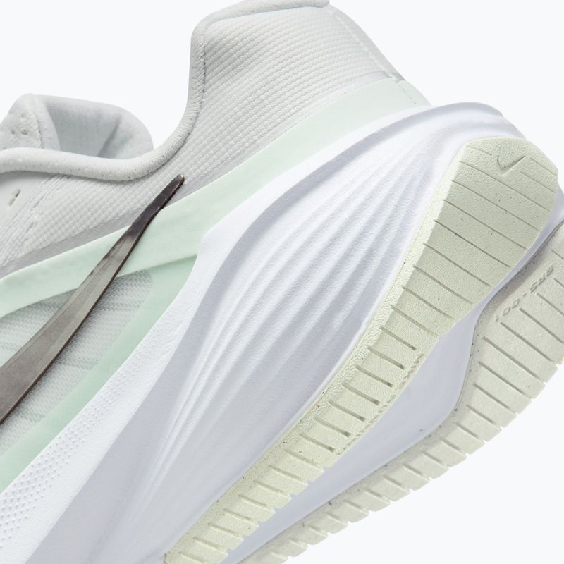 Női futócipő Nike Downshifter 14 off white/barely green/metallic silver 4