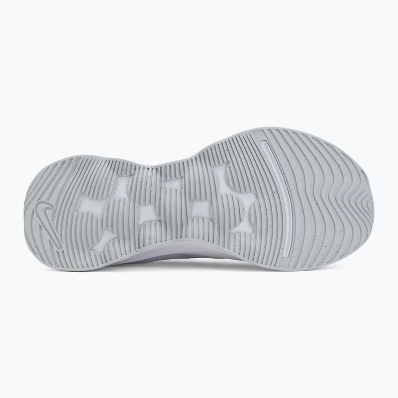 Női cipők Nike Motiva 2 white/pure platinum/metallic silver 4