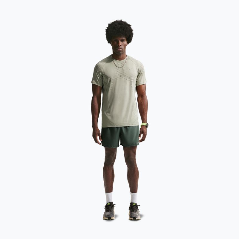 Férfi futópóló Nike Stride Dri-Fit ADV spruce fog/light army 2