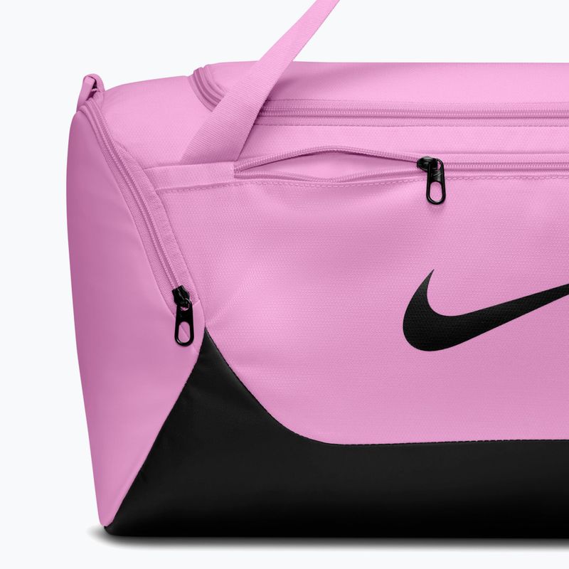 Edzőtáska Nike Brasilia Duffel Small 40 l light magenta/black/black 6