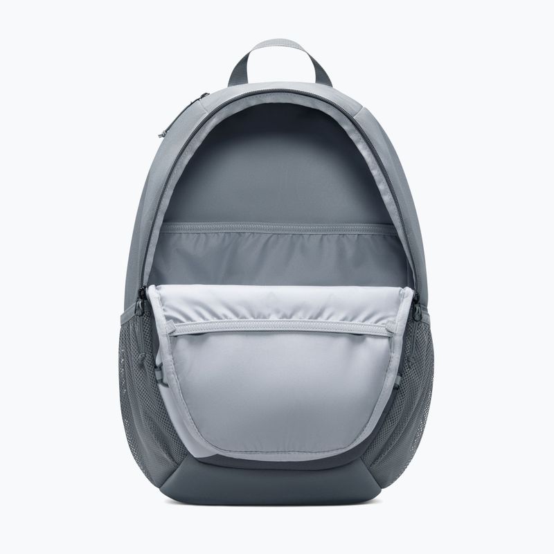 Városi hátizsák Nike Heritage Sweep 25 l smoke grey/smoke grey/white 4