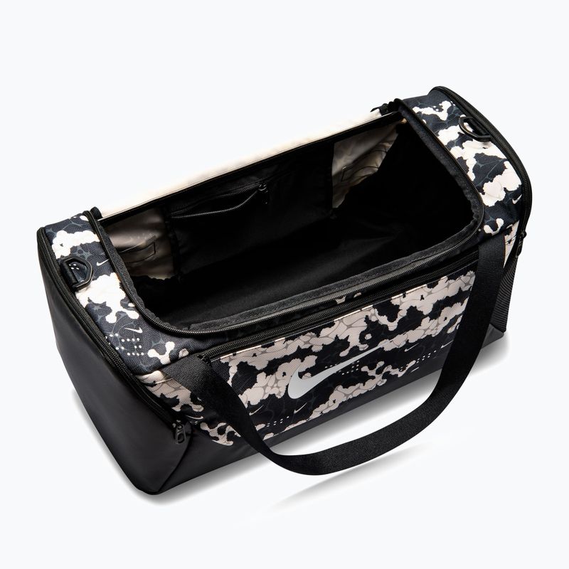 Edzőtáska Nike Brasilia Duffel Small 41 l chalk/black/white 4