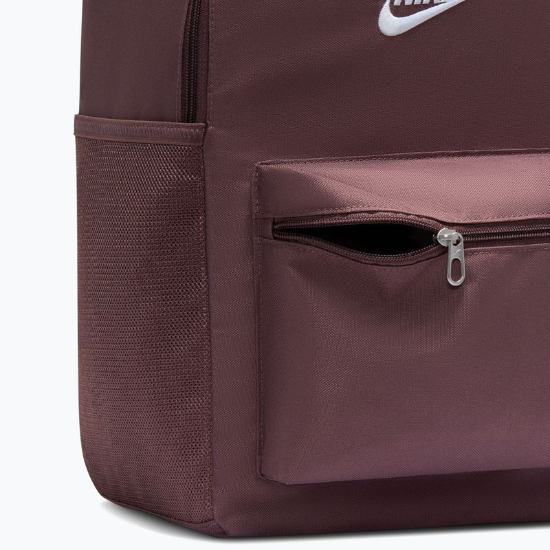 Városi hátizsák Nike Heritage 23 l tattoo/white 5