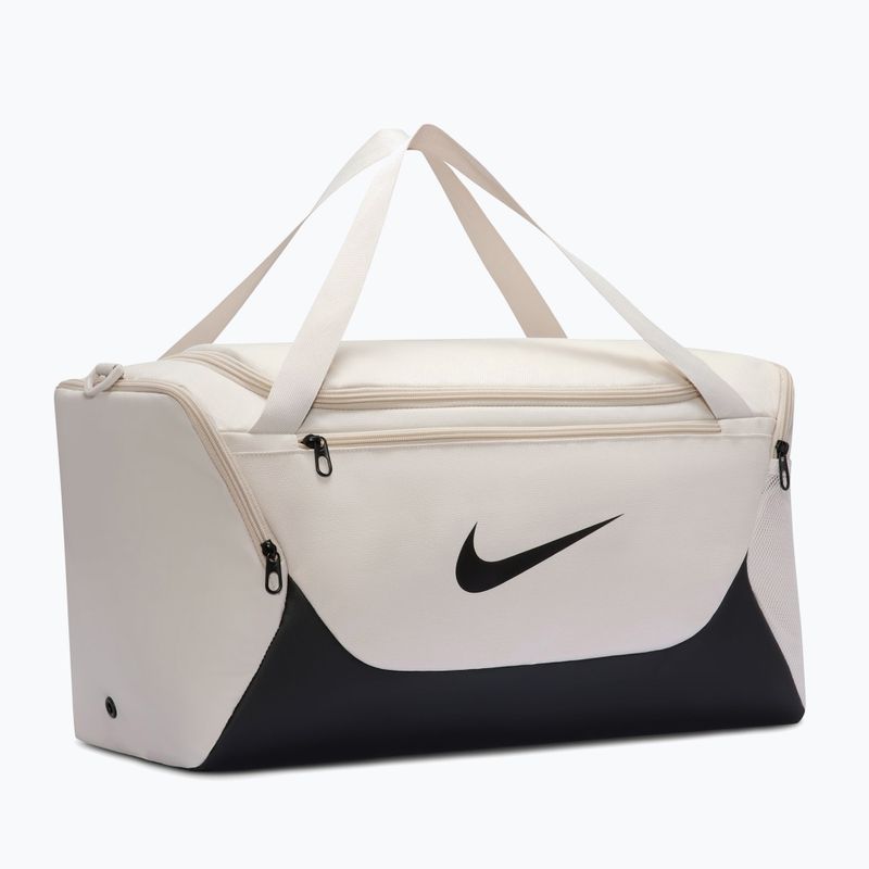 Edzőtáska Nike Brasilia Duffel Small 40 l light bone/black/black 2