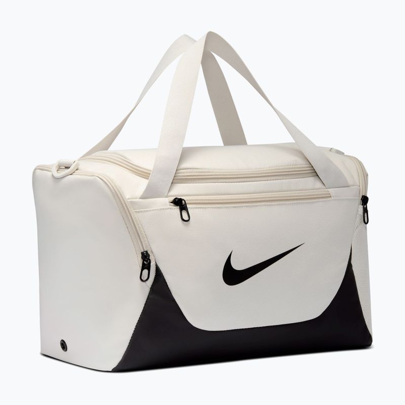 Edzőtáska Nike Brasilia Duffel Extra Small 24 l light bone/black/black 2