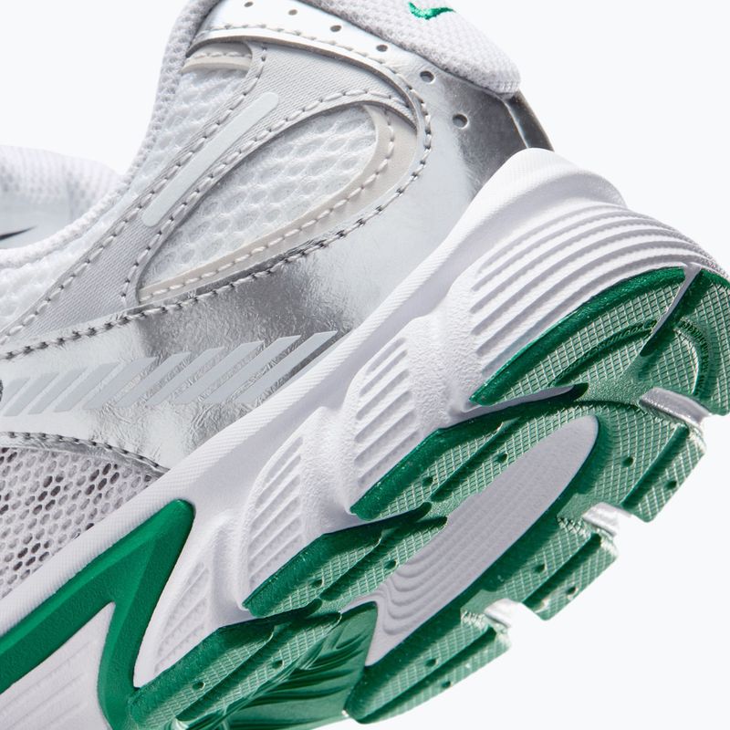 Cipők Nike V5 RNR whitevast grey/malachite 4