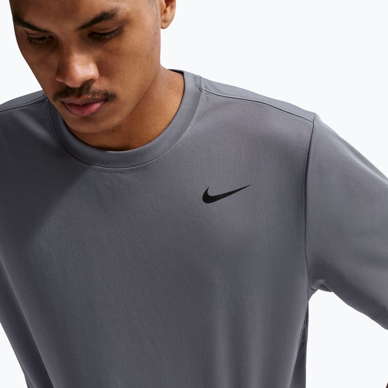 Férfi edző póló Nike Dri-FIT Training T-Shirt smoke grey/black 5