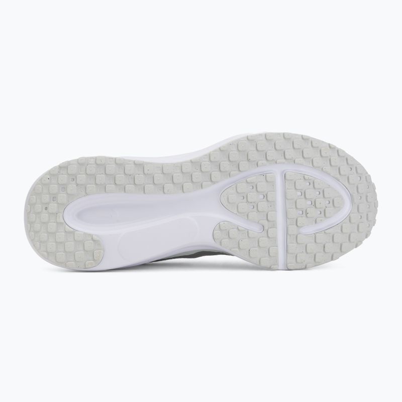 Női futócipő Nike Revolution 8 off white/barely green/metallic silver 4