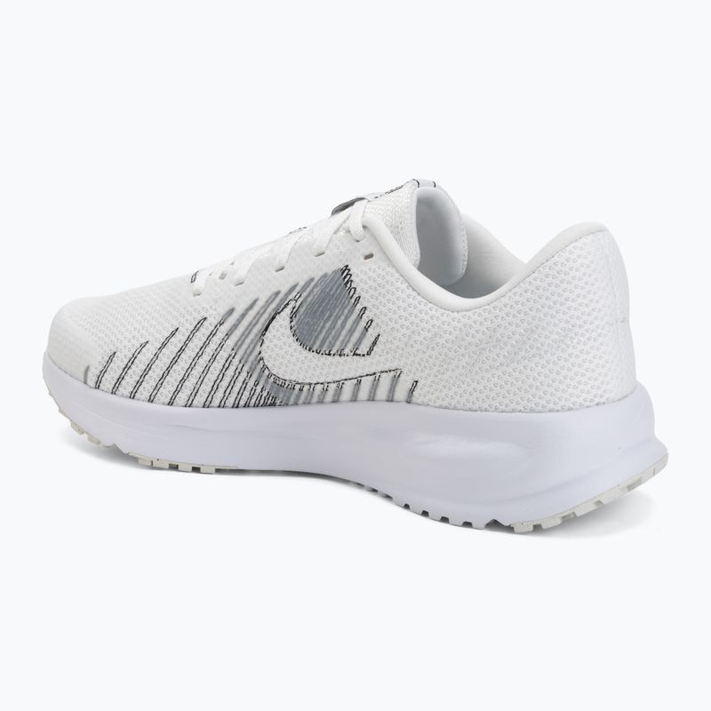 Férfi futócipő Nike Run Defy summit white/white/black/metallic silver 3