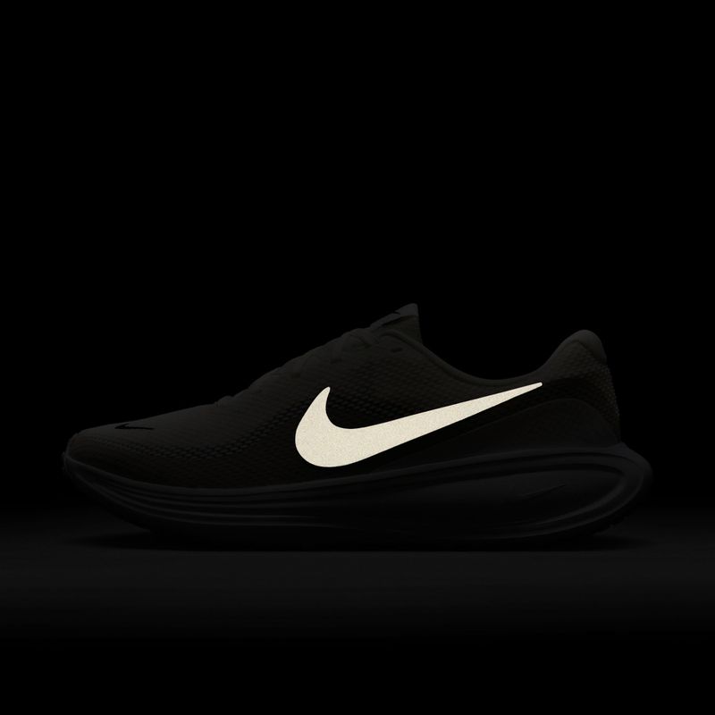 Férfi futócipő Nike Revolution 8 summit white/white/metallic silver 3