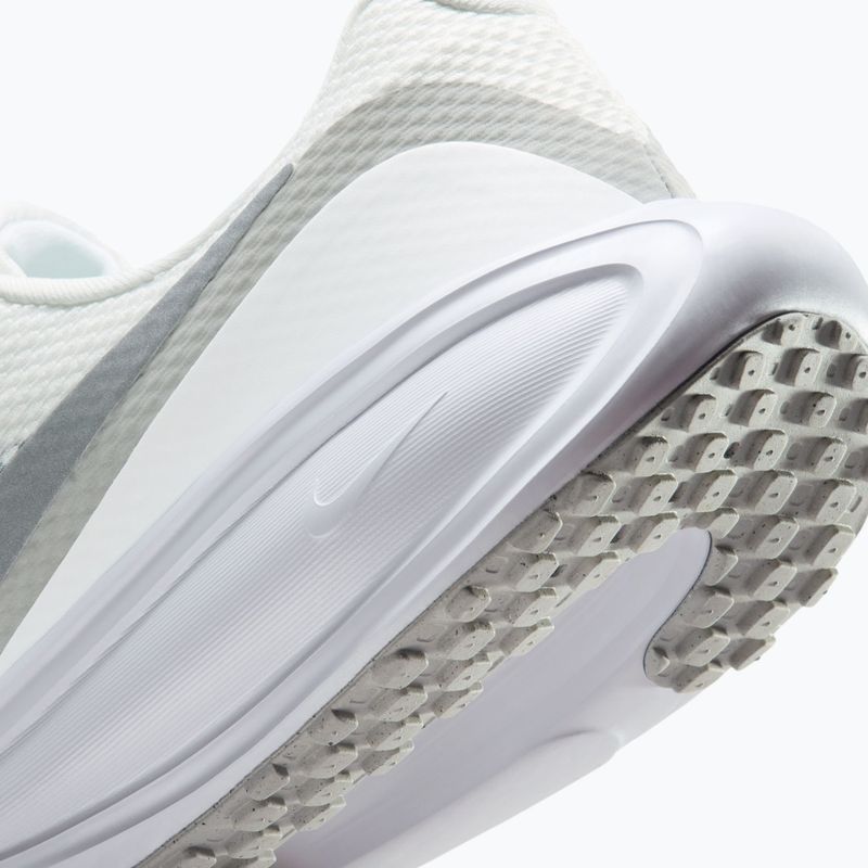Férfi futócipő Nike Revolution 8 summit white/white/metallic silver 5