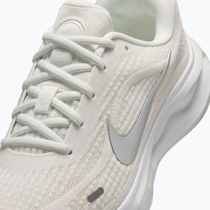 Női futócipő Nike Journey Run summit white/metallic silver 3