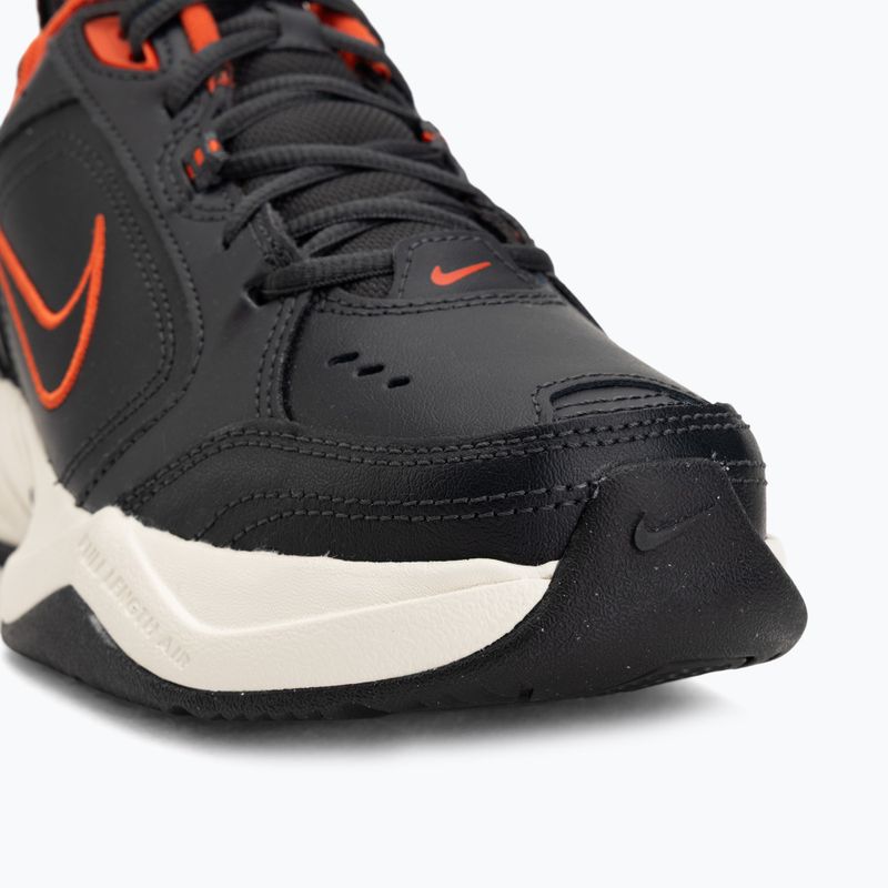 Férfi edzőcipők Nike Air Monarch IV dark smoke grey/picante red/black 7