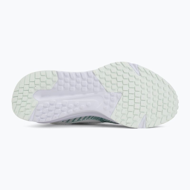 Női futócipő Nike Run Defy summit white/white/metallic silver 4