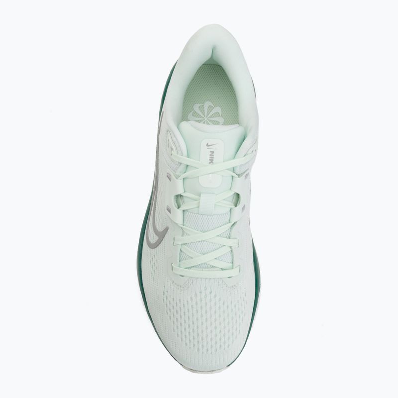 Női futócipő Nike Quest 6 barely green/white/metallic silver 5