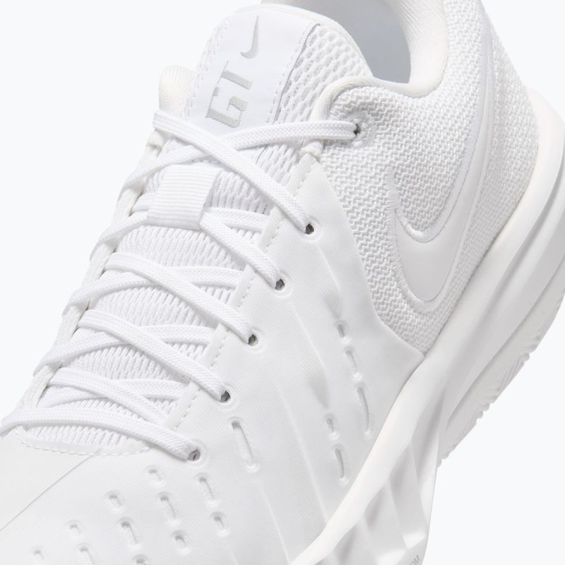 Férfi kosárlabda cipő Nike G.T. Cut Academy 2 white/wolf grey/white 3