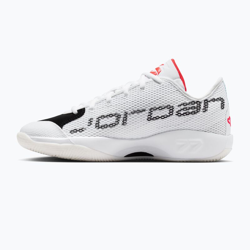 Férfi kosárlabda cipő Nike Jordan Luka 77 white/black/sail/bright crimson 2