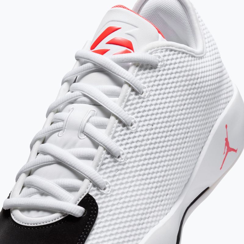 Férfi kosárlabda cipő Nike Jordan Luka 77 white/black/sail/bright crimson 4