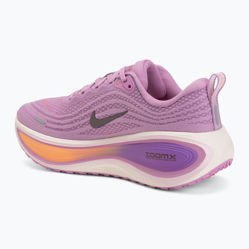 Női futócipő Nike Vomero Plus light magenta/pink foam/bright violet/black 3