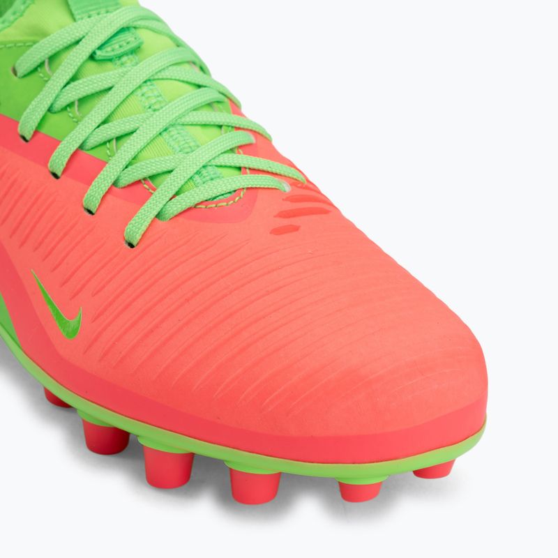 Gyerek focicipő Nike Jr. Phantom 6 Academy Erling Haaland AG hot punch/green strike/black 7